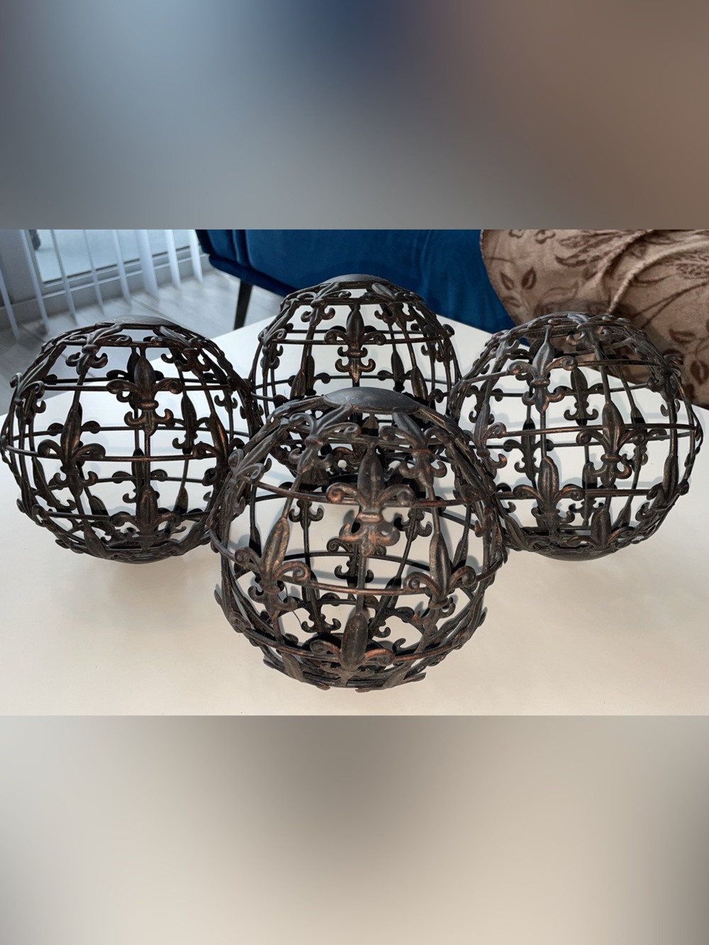 Fleur-de-Lis Medieval Decorative Metal Spheres - Rustic Brown Home Art